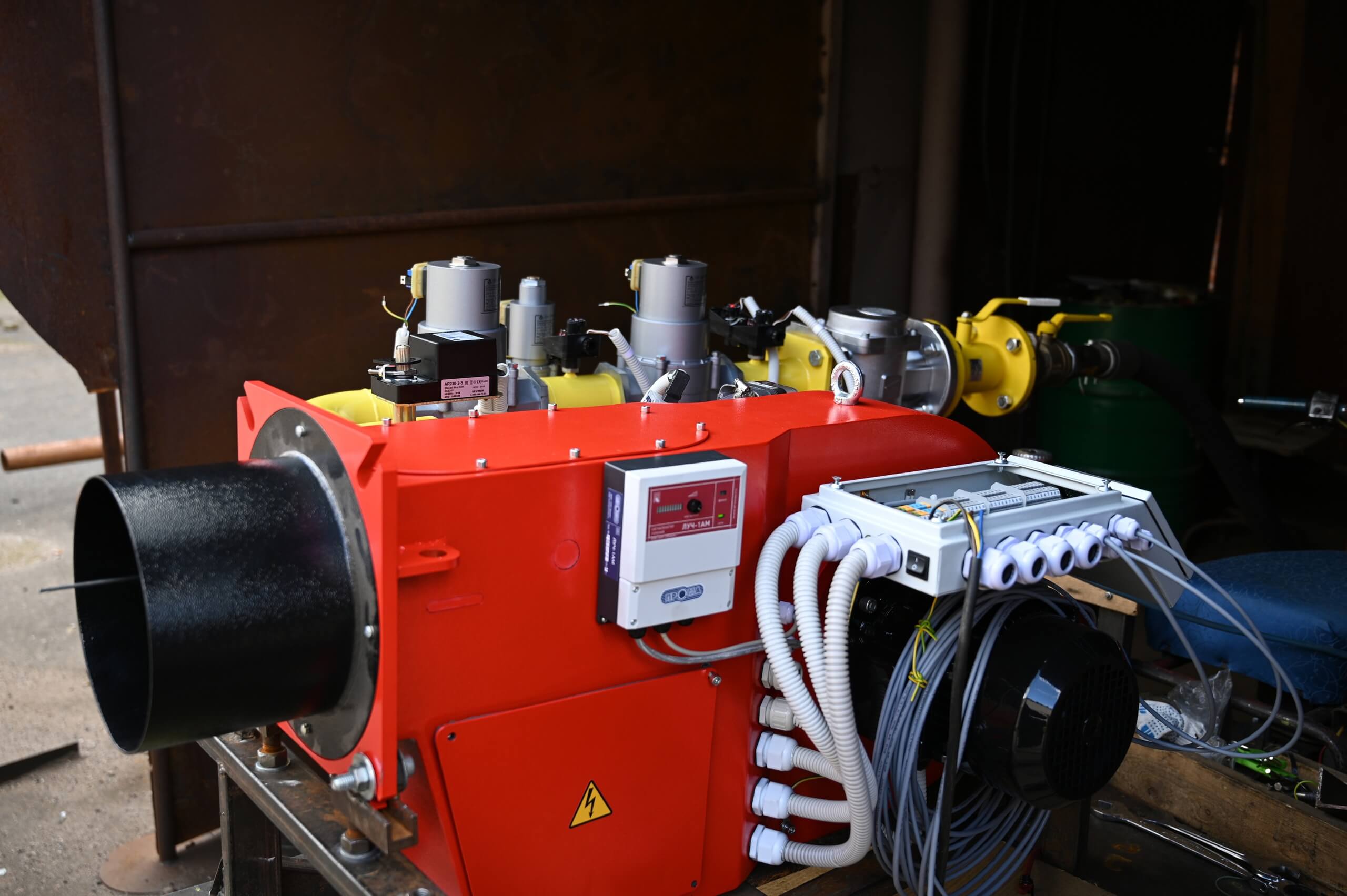 Модулируемые горелки ГБЛ с частотным регулированием – еще один элемент оптимизации расходов при модернизации котельной